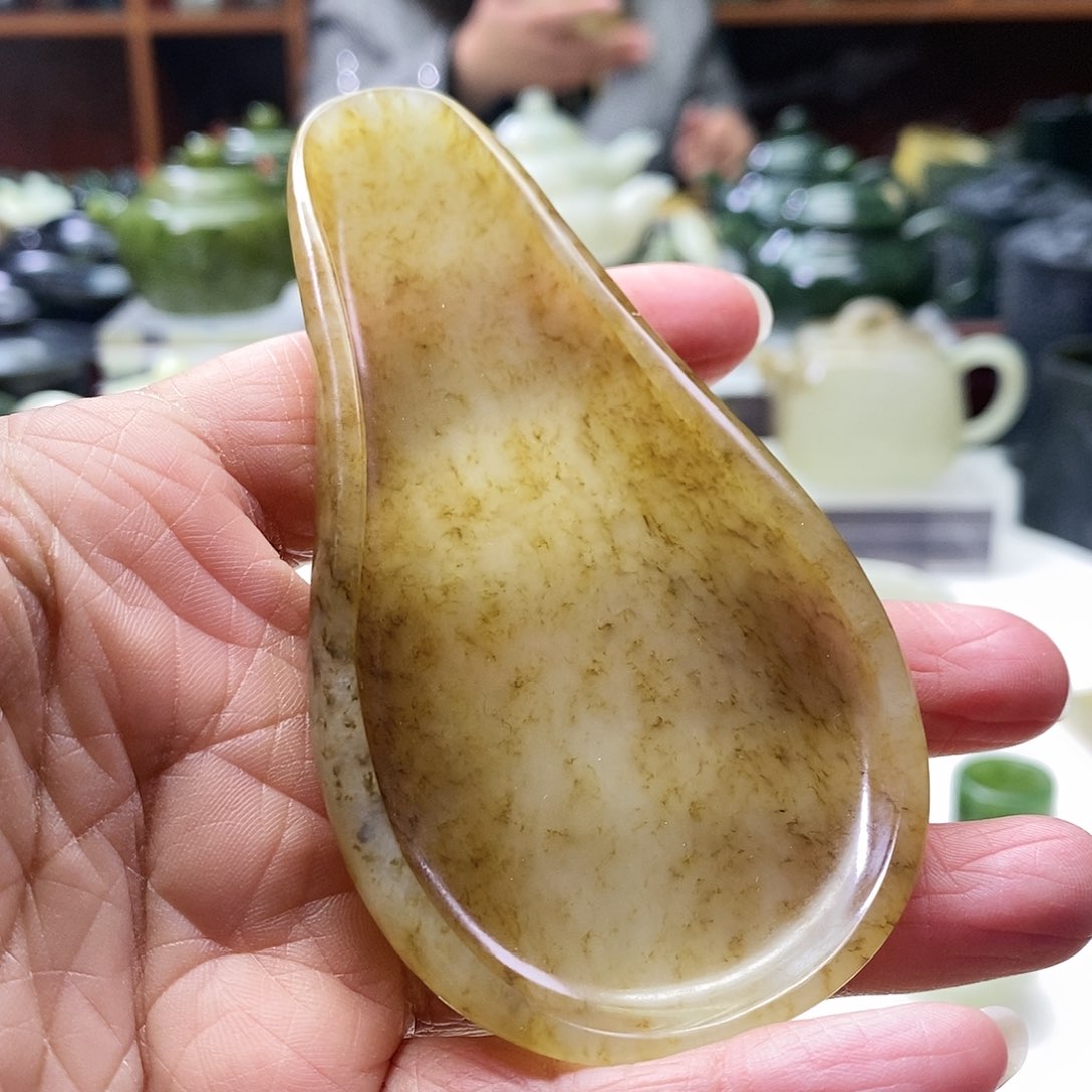 和田玉茶则未镶嵌