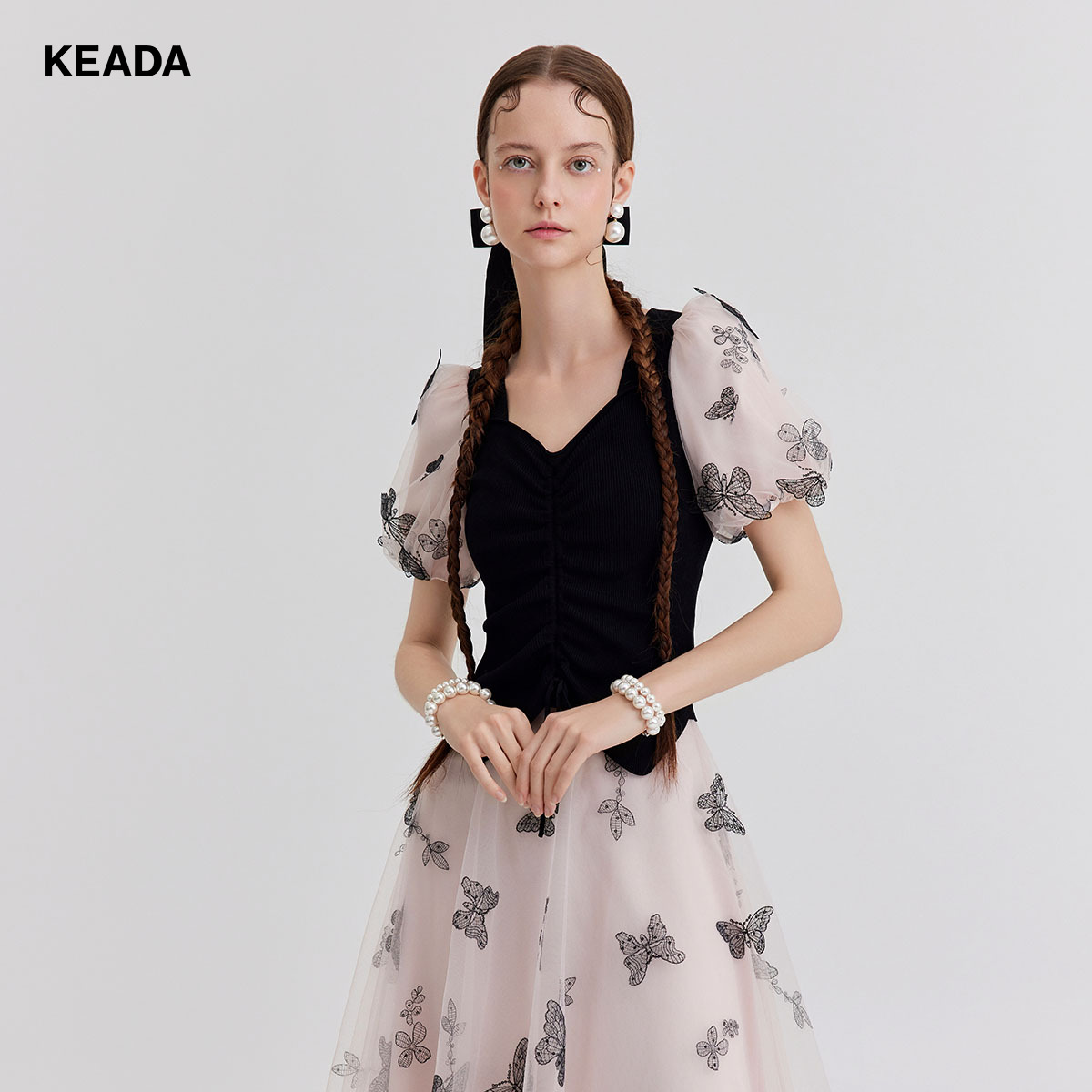 KEADA针织衫抽褶气质蝴蝶刺绣泡泡袖针织衫KSN3SW1635