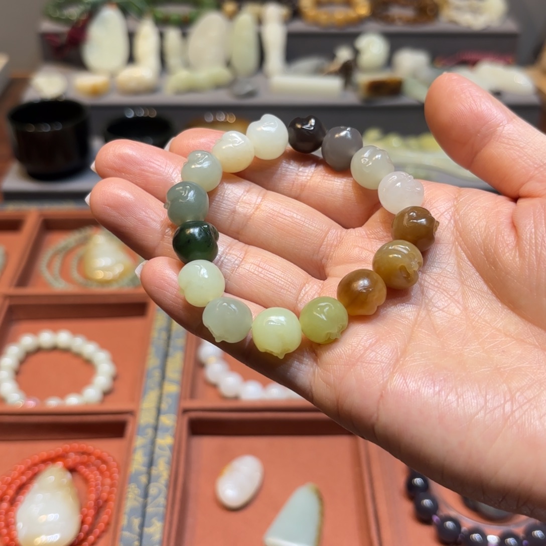 和田玉未镶嵌手链