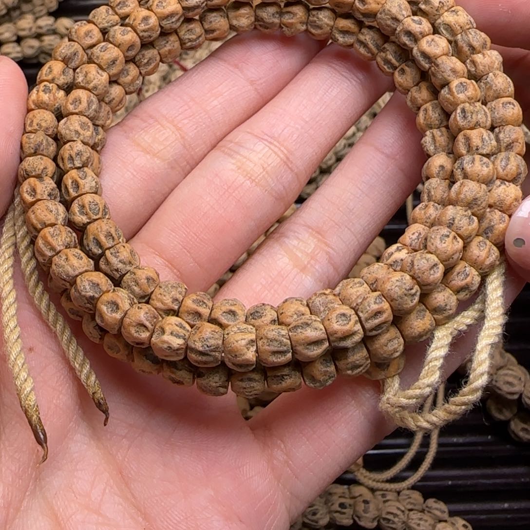 柏香籽/百香籽吊坠