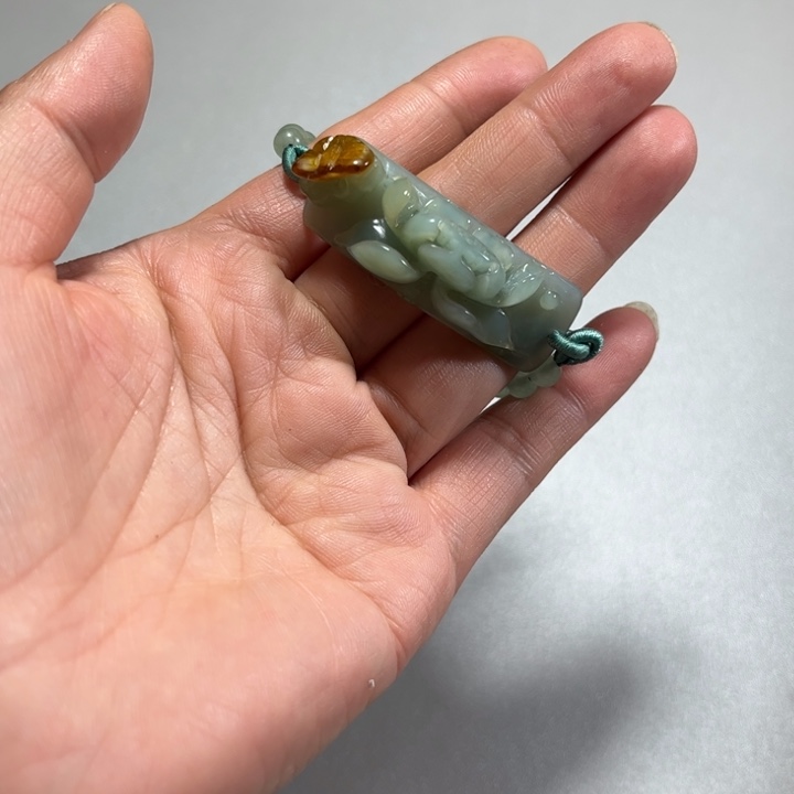 蛇纹石玉手牌未镶嵌