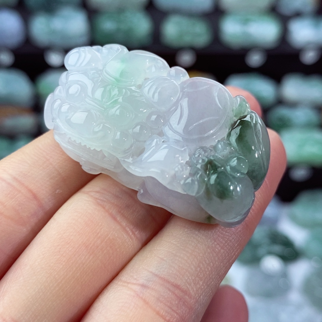 翡翠颈饰未镶嵌天然