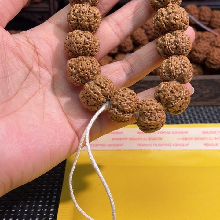 I***n手串金刚菩提蜂窝