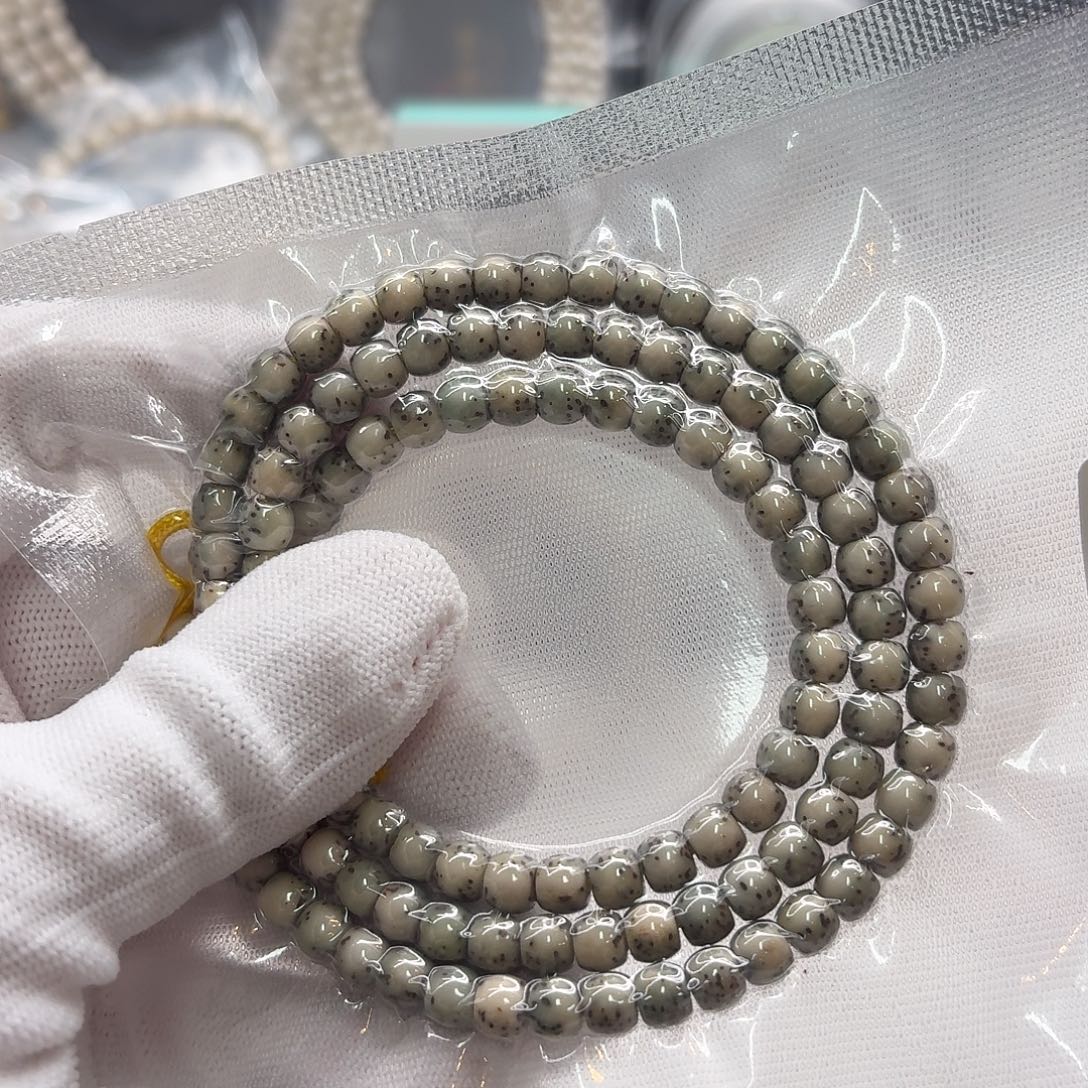 星月菩提吊坠103尊宠糯冰绿背河豚6鼓珠108