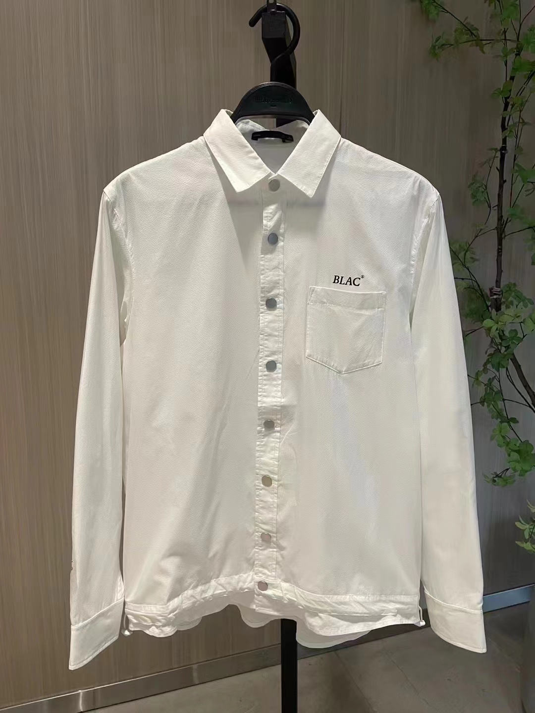 时尚新款春秋衬衫款式休闲夹克白色百搭翻领轻奢男款外套~不剪标