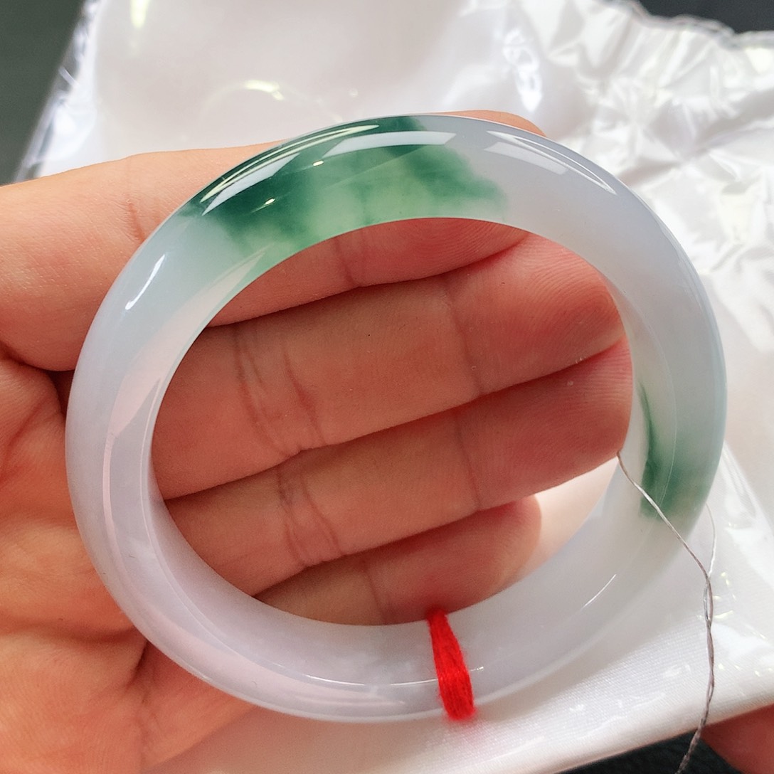 未镶嵌手镯翡翠天然翡翠手镯