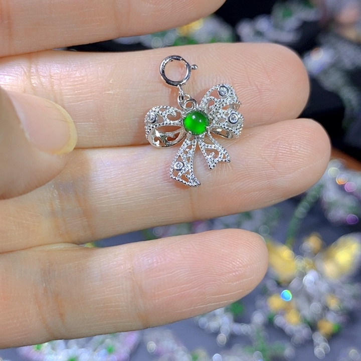 翡翠戒指银S925镶嵌天然翡翠