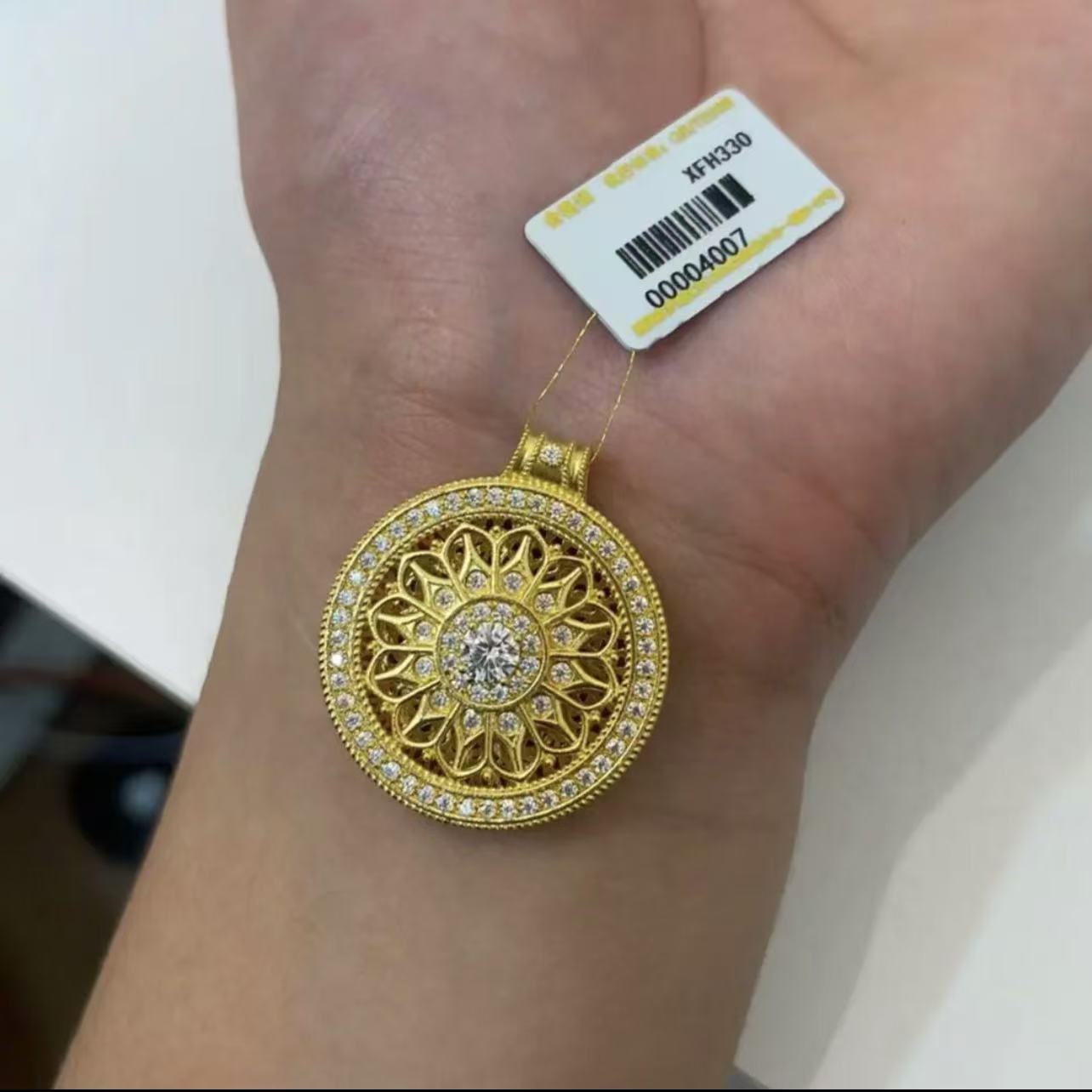 足金999 预 镶嵌玫瑰花窗吊坠（不含链）