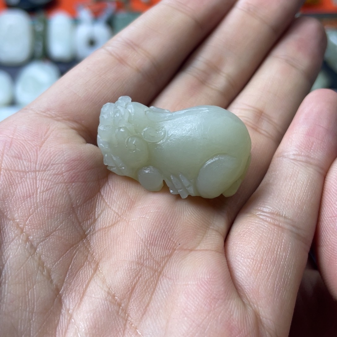 吊坠(不含链)未镶嵌和田玉越**好