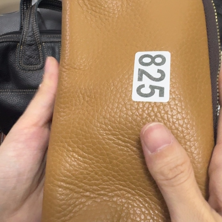 牛皮头层牛皮手机斜挎包