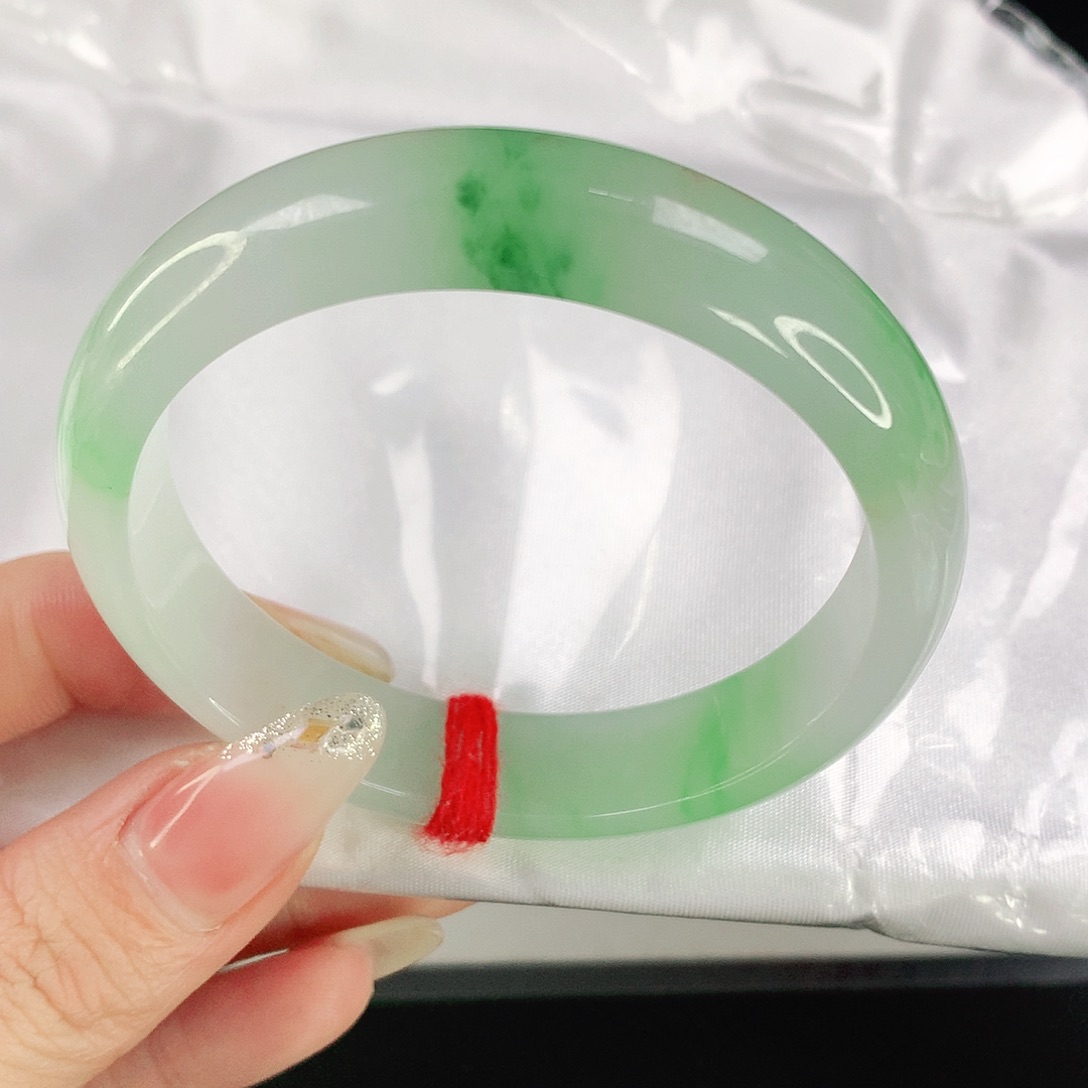 翡翠手镯未镶嵌53.5圈口