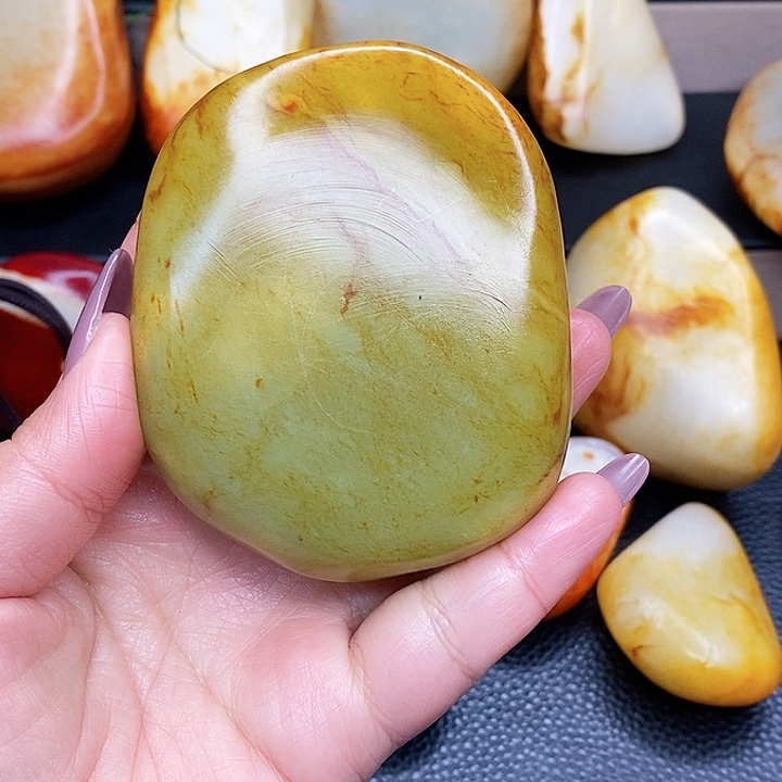 未镶嵌和田玉挂件