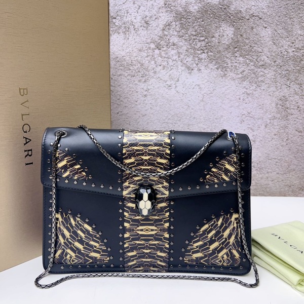 妃鱼/宝格丽/95新/包包/市场价30000/250118RN0014