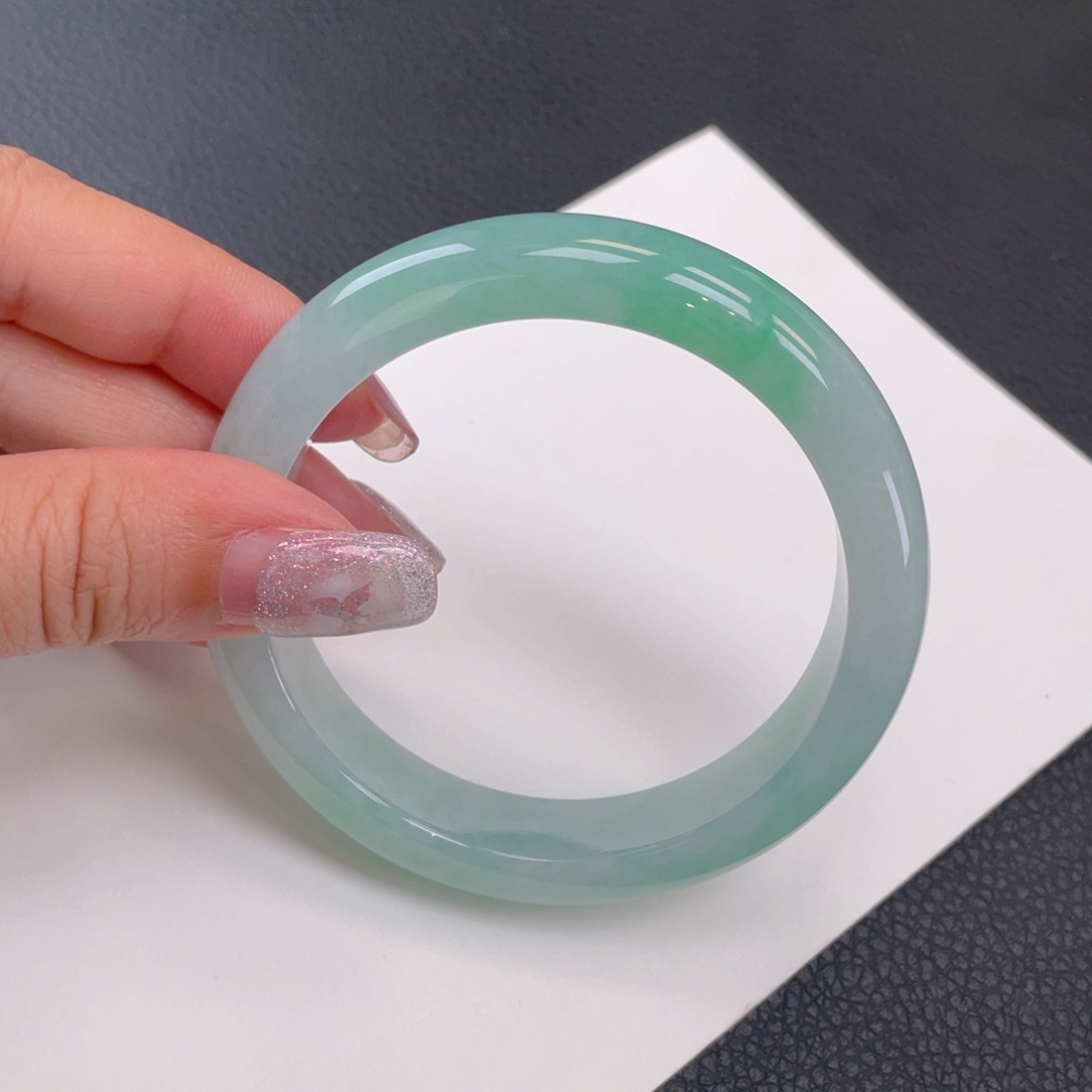 翡翠手镯未镶嵌57