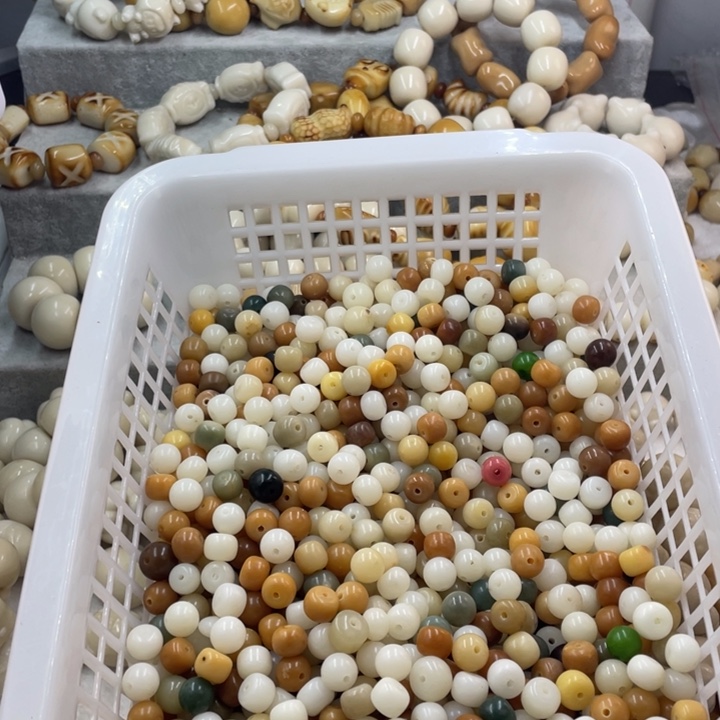 吊坠菩提根/象牙果微瑕菩提混珠三百颗