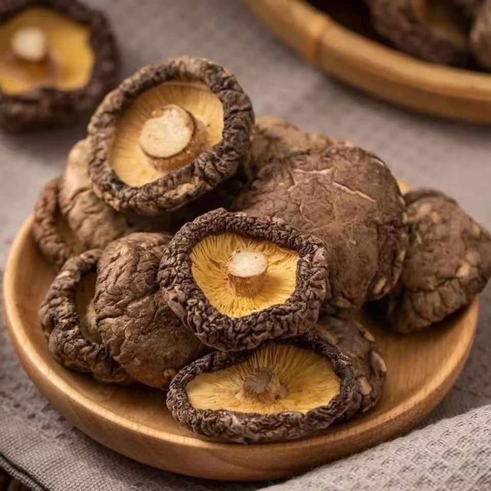 农家高山香菇干【拍3件发4包】拍3件以上多送1包农家香菇干货30g/包