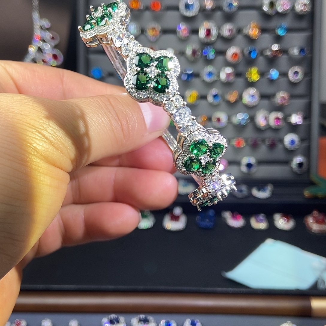 紫****1蓝宝石（处理）12-25-07