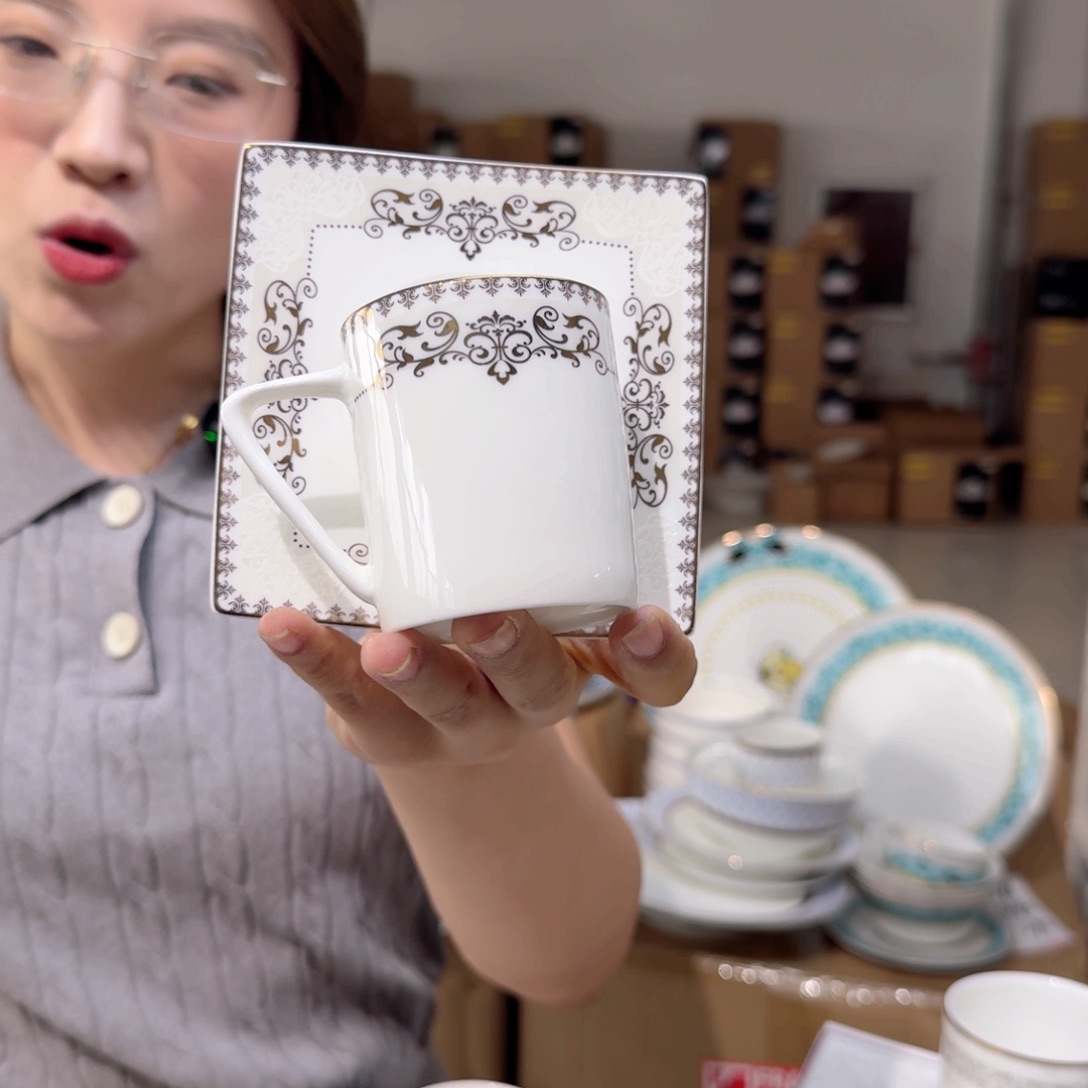 骨瓷高骨骨瓷咖啡杯碟2套（4件）110ml外贸骨瓷