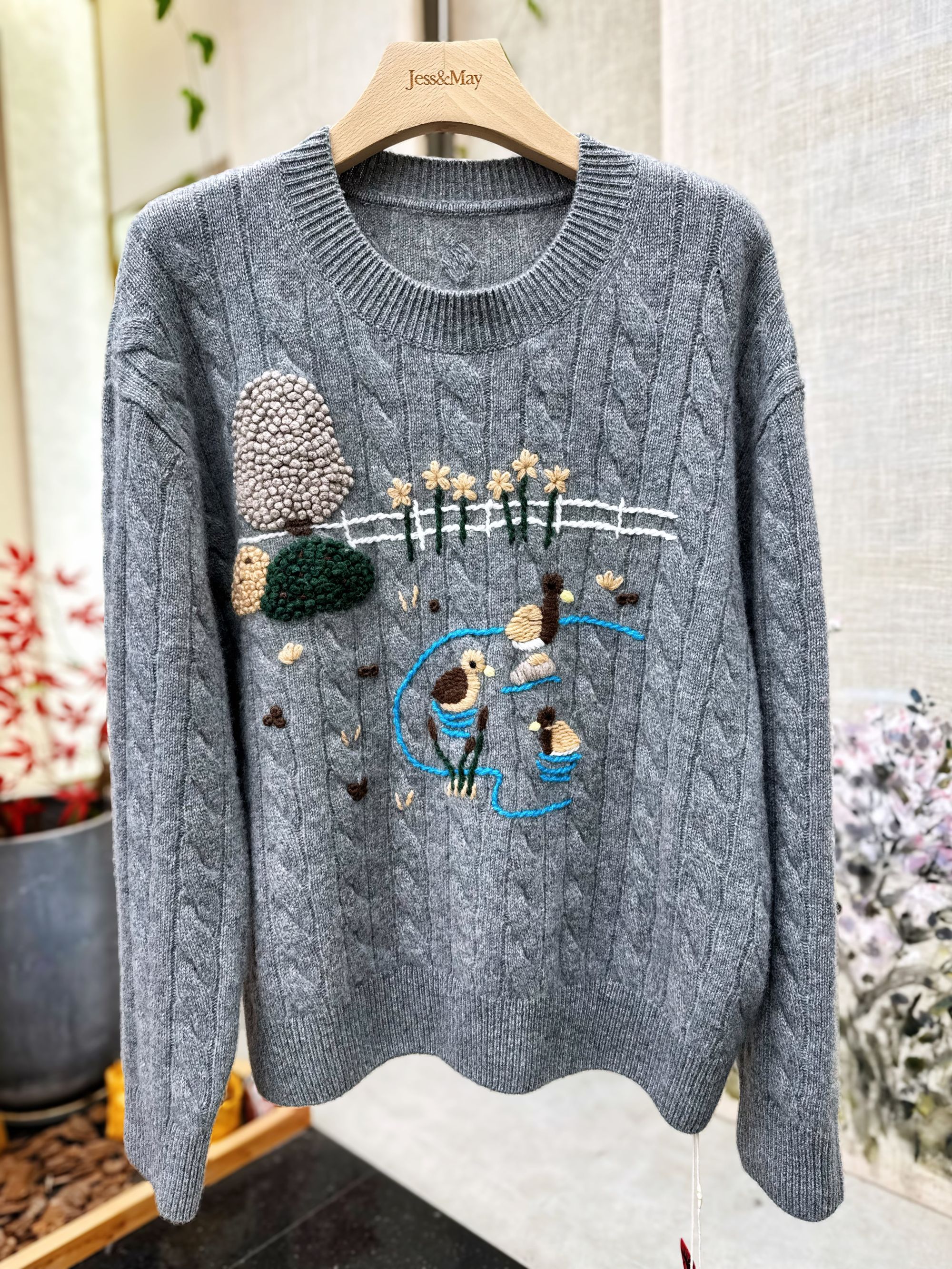 [转角专属]2025新款刺绣羊绒衫D8112