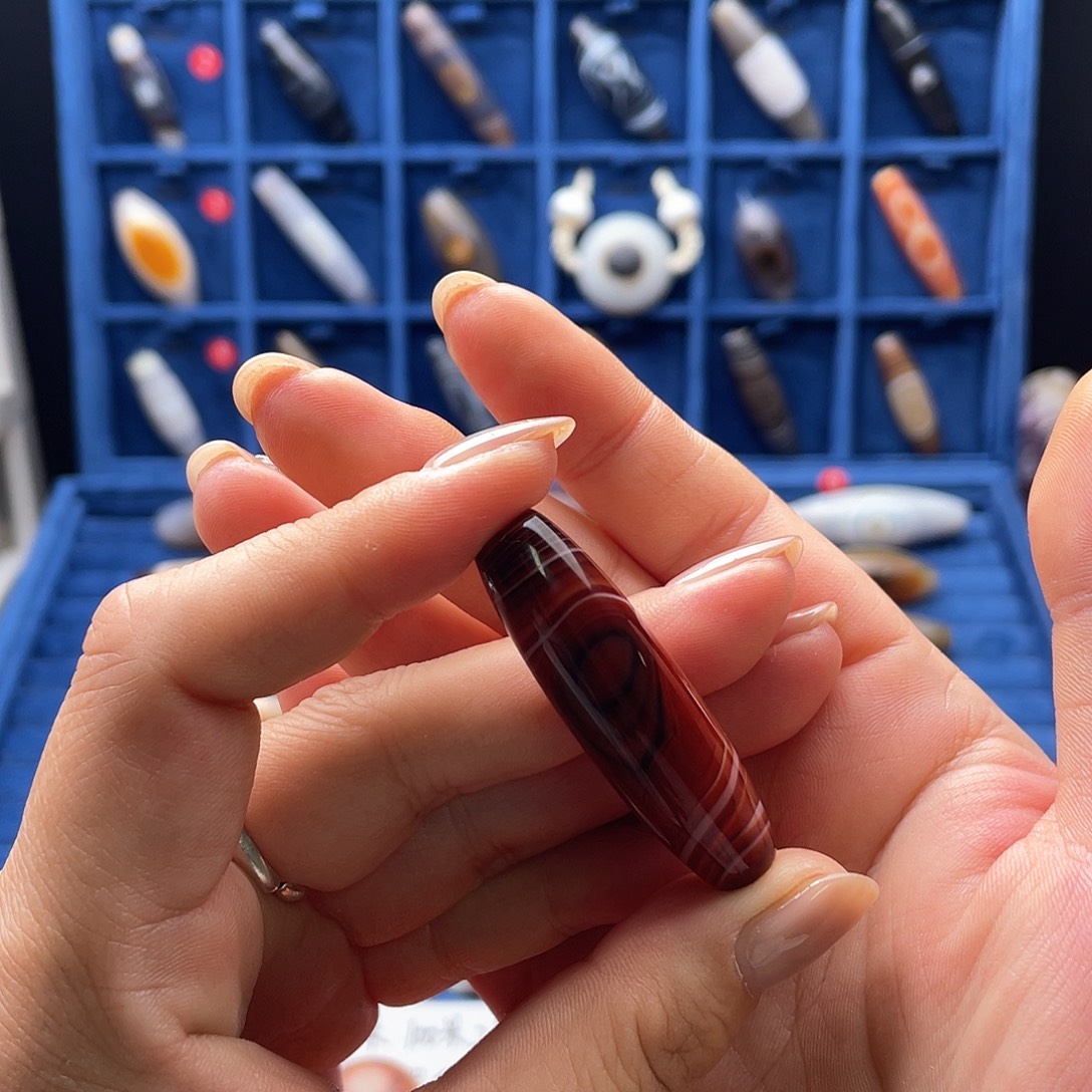 皮***铁玛瑙/玉髓未镶嵌珠宝半成品