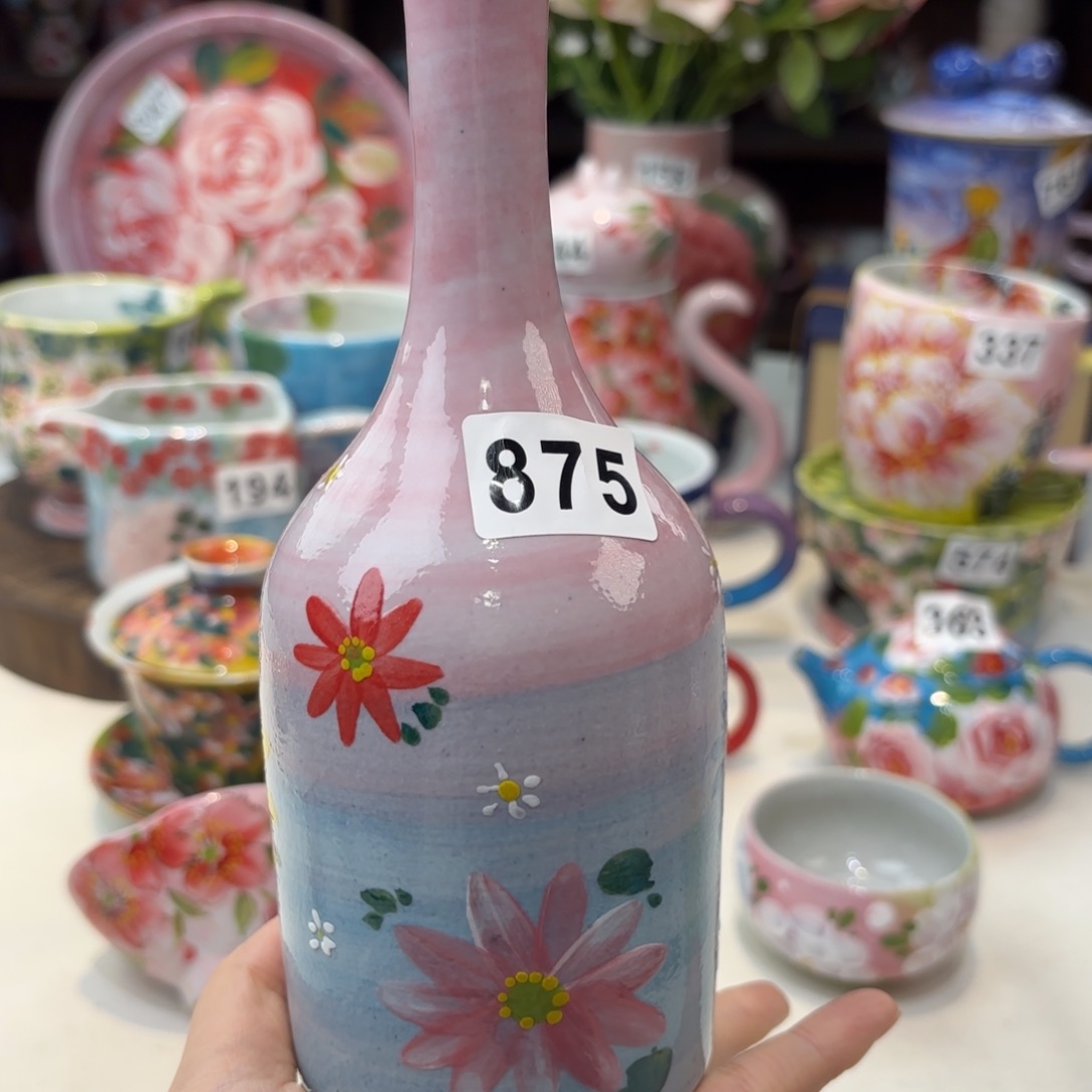 瓷片兔兔好可爱呀打