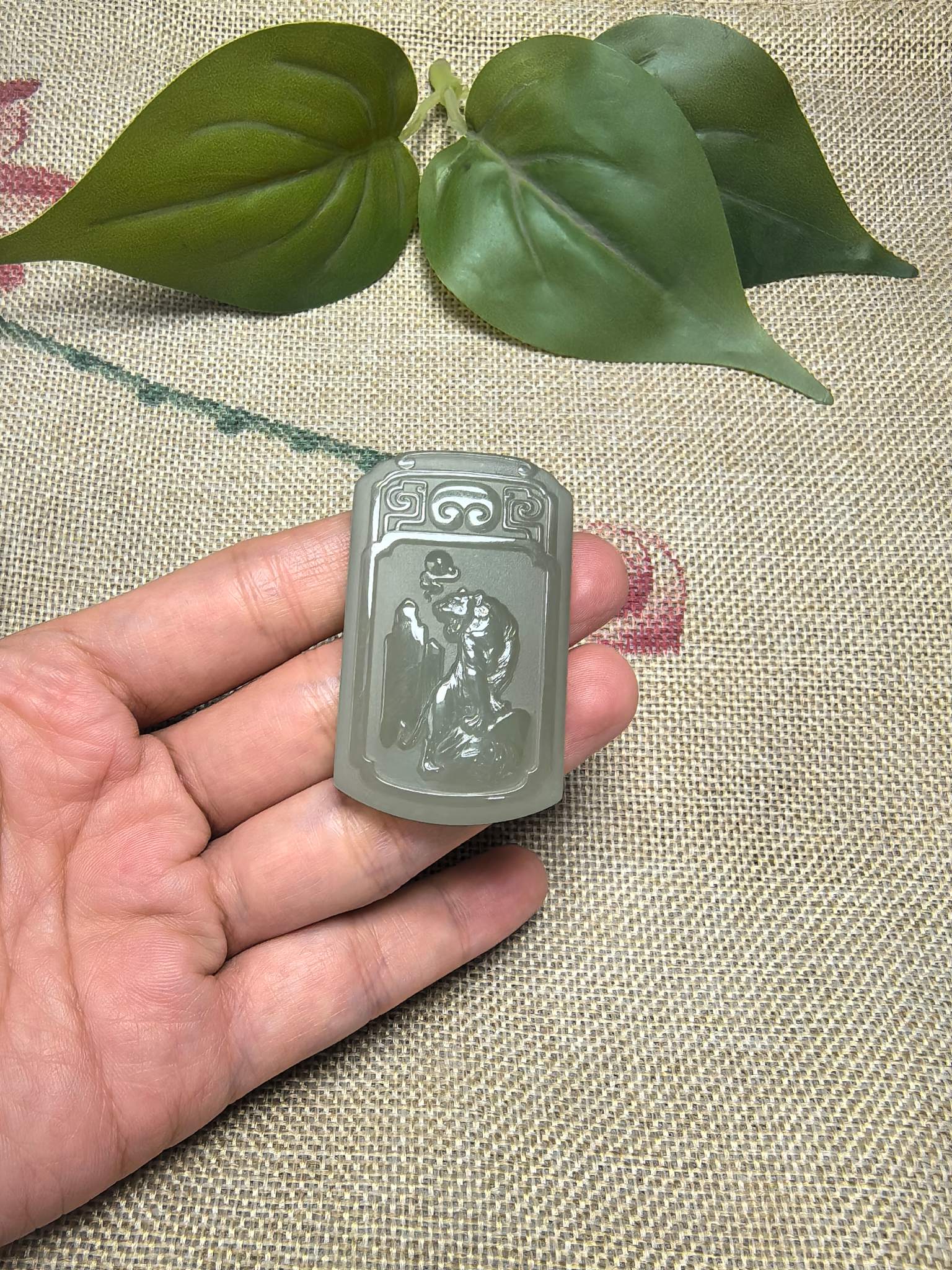 天然和田玉方牌生肖虎吊坠双面精雕男士女士款虎虎生威玉佩饰品