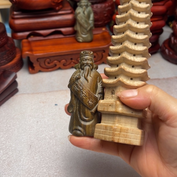 妍***锐木塔和大爱神73的