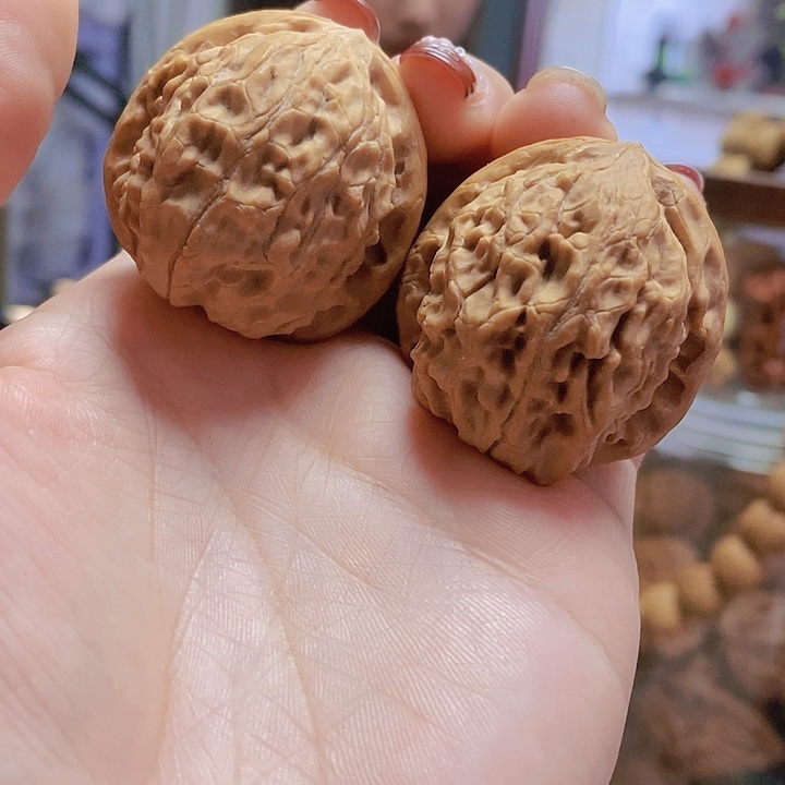 【闪购商品】文玩核桃把件36.5金牛