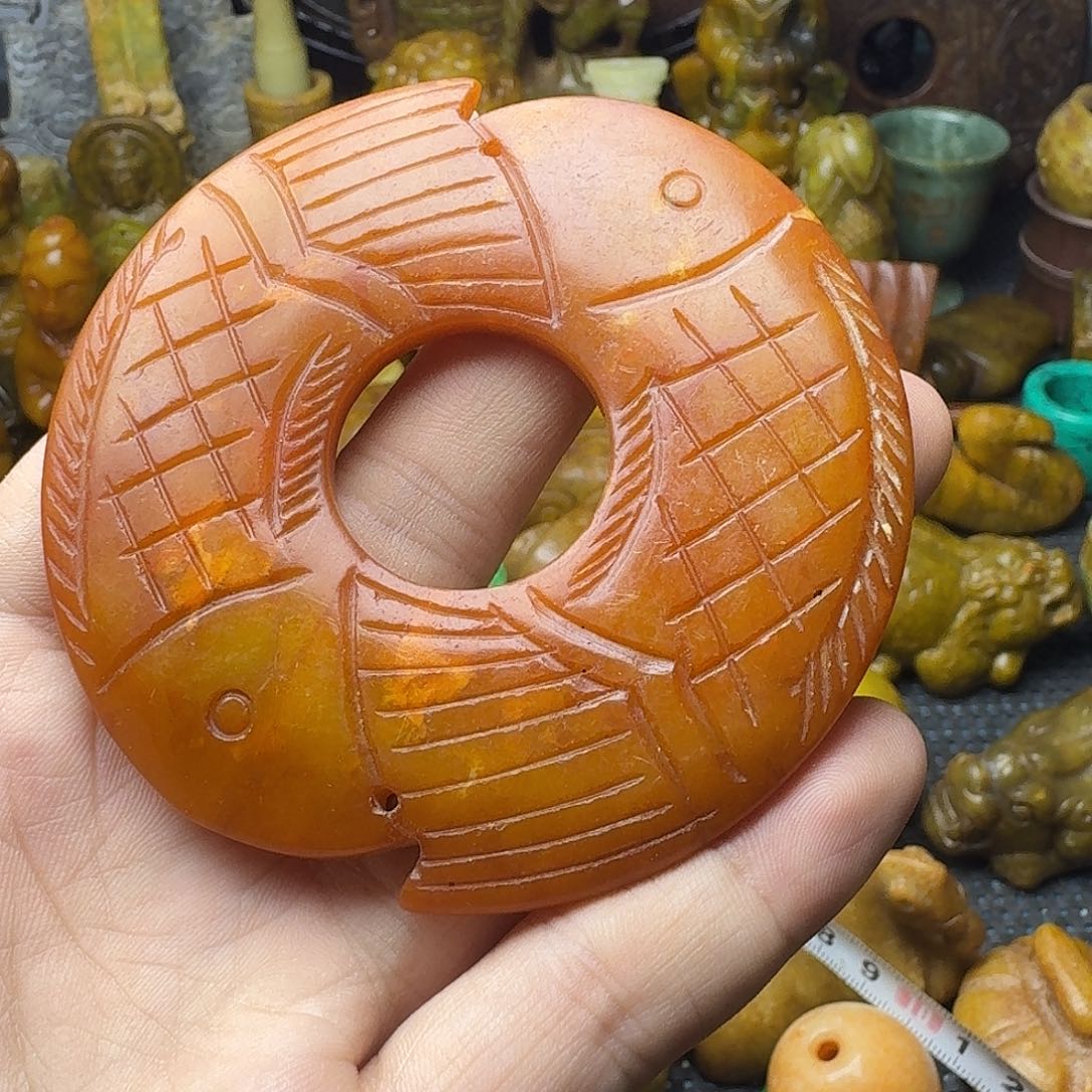 白玉菩提吊坠。。。