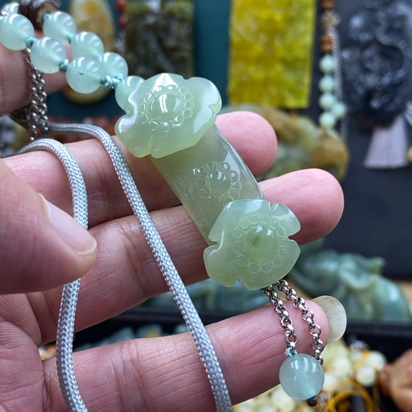 【闪购商品】未镶嵌蛇纹石玉吊坠