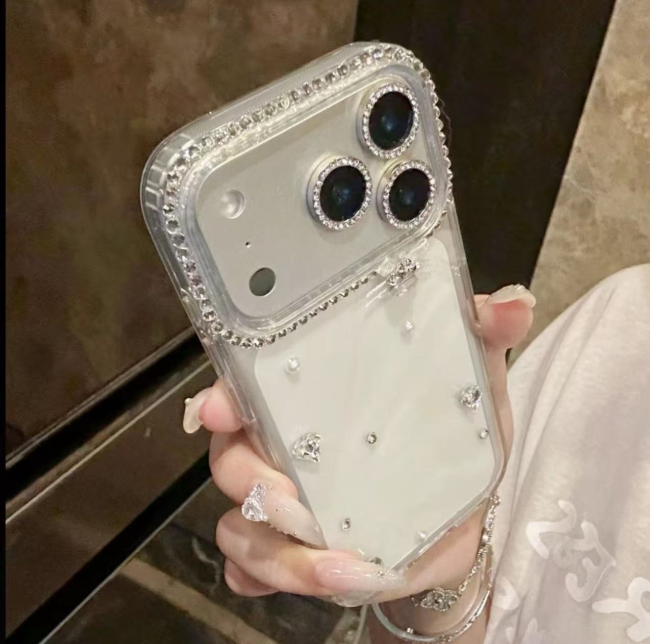 轻奢风爆闪钻不发黄适用于苹果iPhone17promax手机壳16高级感名媛