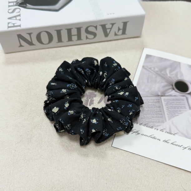 霏儿原创小众「暗夜落花」黑底蓝碎花发圈中号百搭肠圈发圈