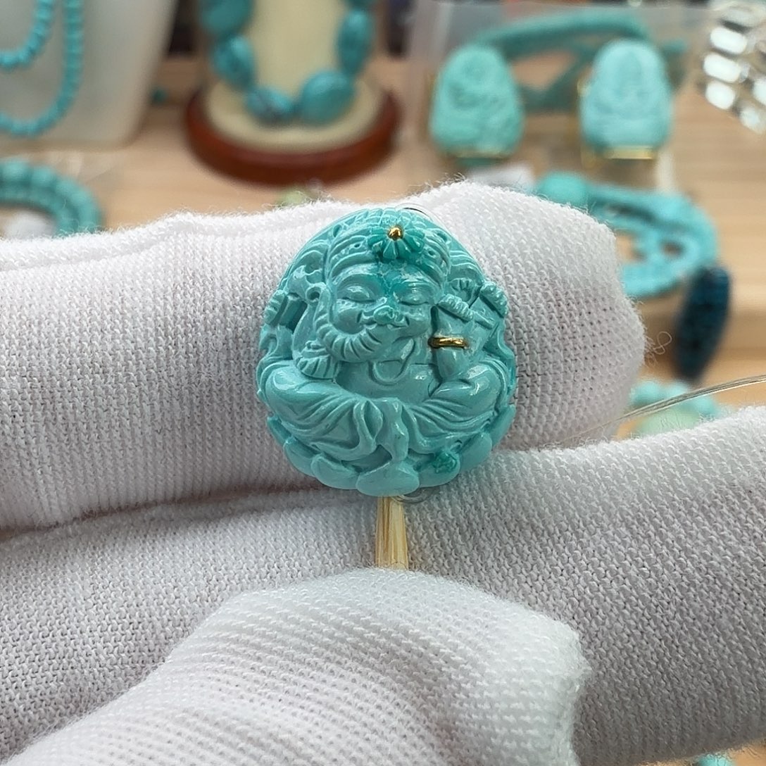 绿松石未镶嵌珠宝奇石