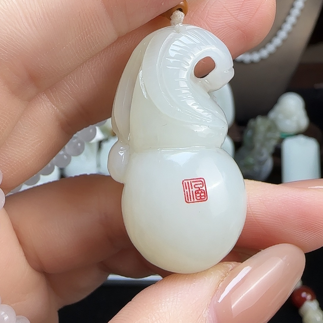 和田玉未镶嵌颈饰定制发货