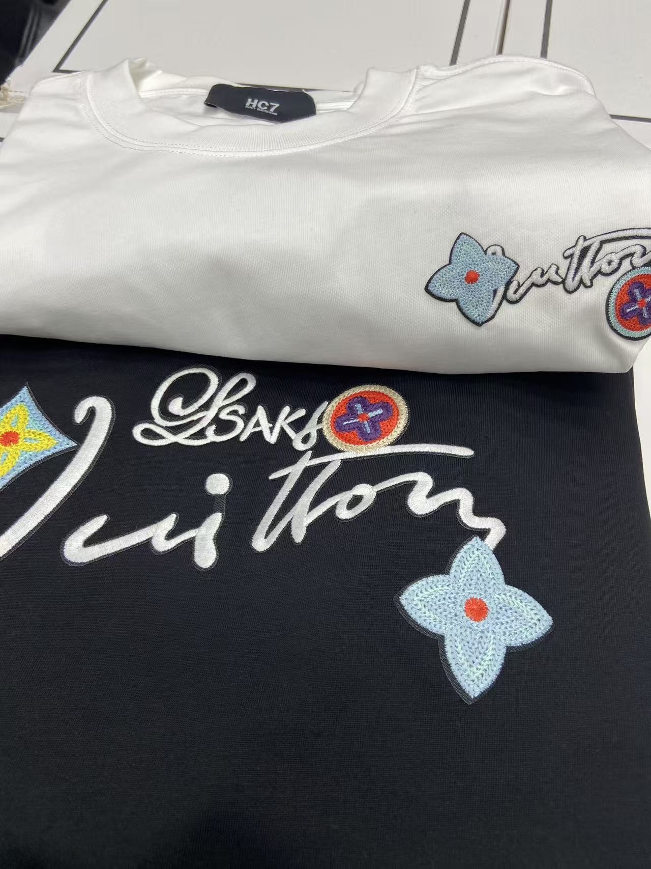 【17号链接】*刺绣十字花朵* 夏季重磅潮牌刺绣十字花朵宽松T恤221