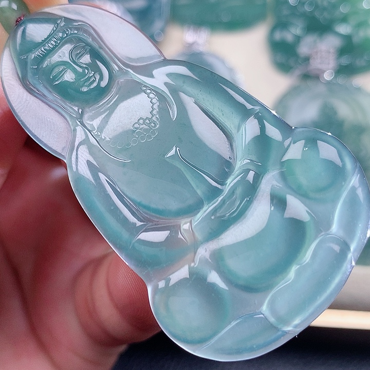 【闪购商品】翡翠颈饰未镶嵌天然翡翠