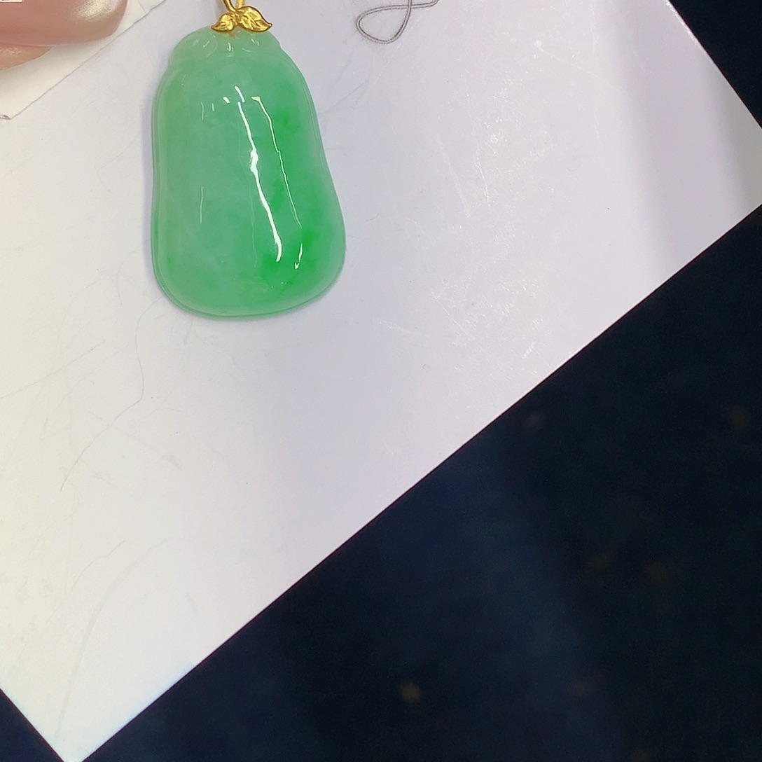 【闪购商品】翡翠颈饰18K金镶嵌0000000000