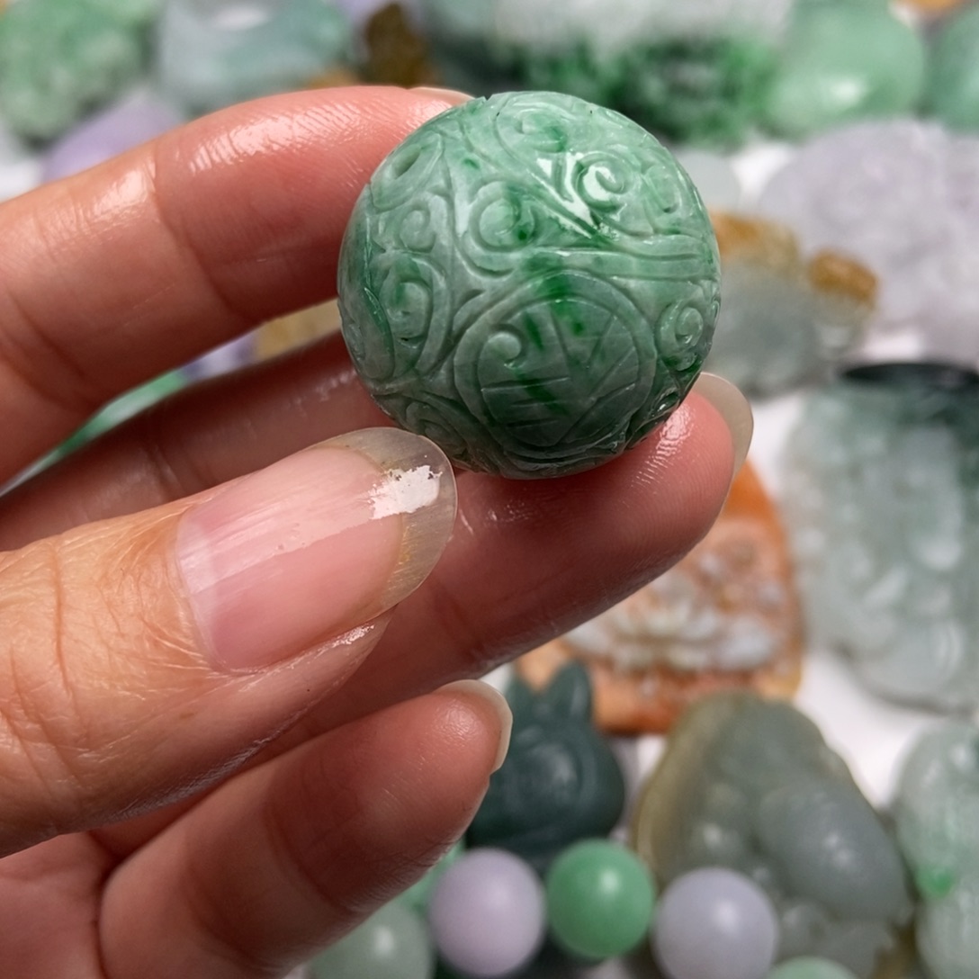 定制翡翠未镶嵌翡翠