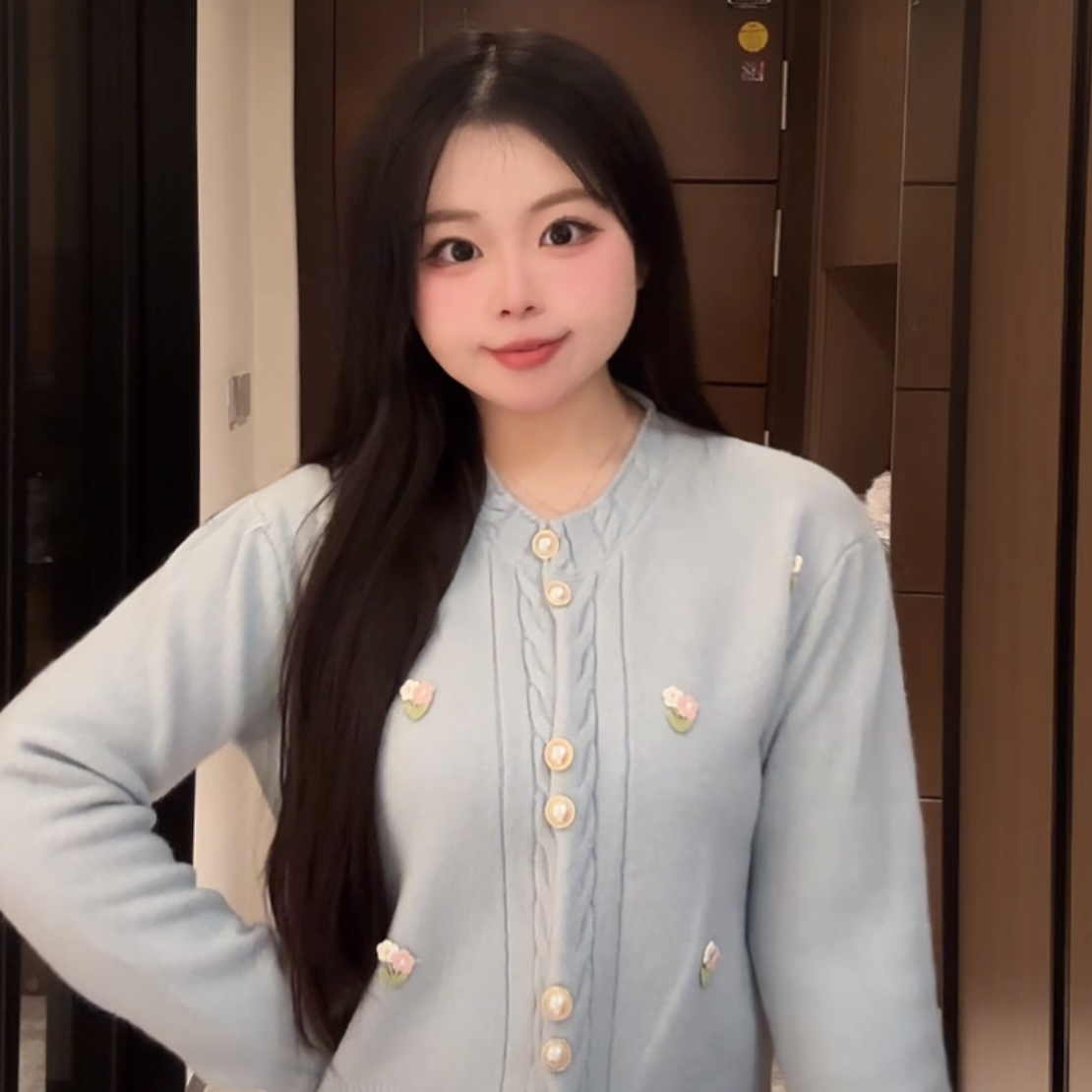 【小花朵】毛衣秋冬针织开衫女修身显瘦上衣