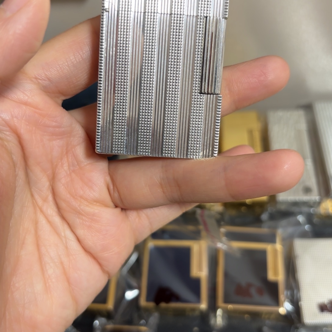 都登卡中古打火机