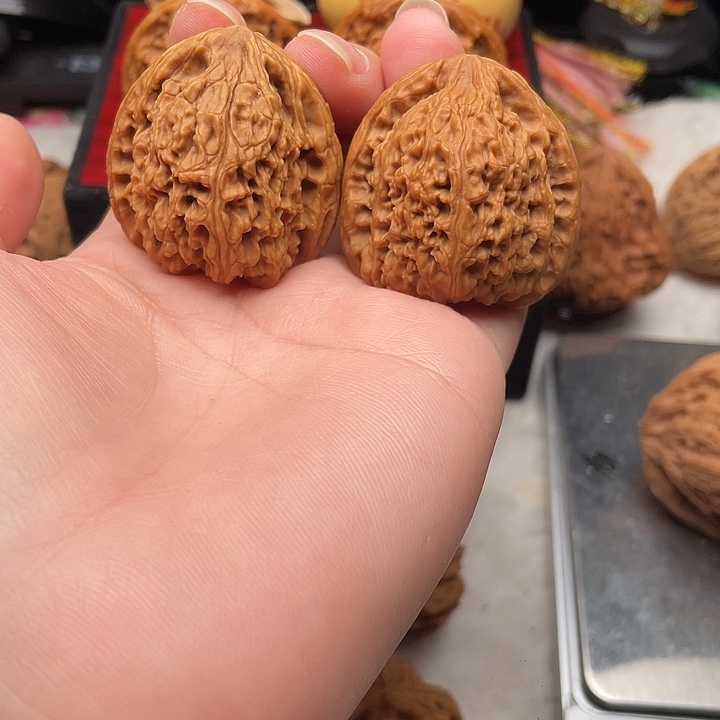 高桩三角 微色差有黄 小凹底36-37