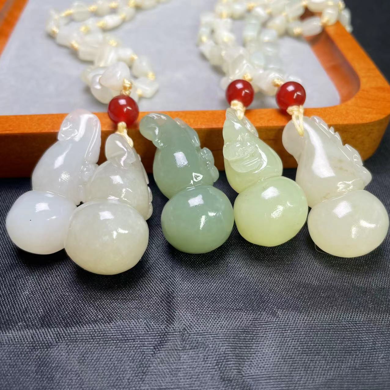 天然和田玉葫芦吊坠精致百搭多样性发一个