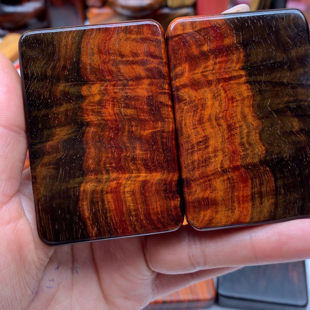 交趾黄檀（大红酸枝）S**g