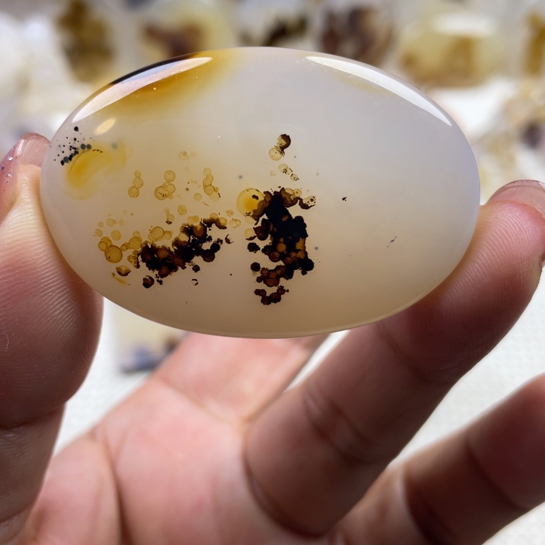 玛瑙/玉髓未镶嵌颈饰