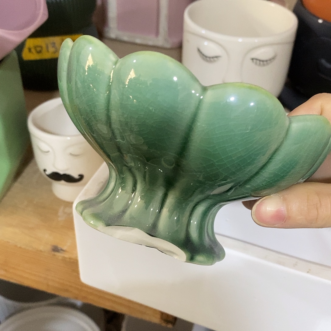 陶杯子陶盆有孔 窑裂不修补 介意勿拍