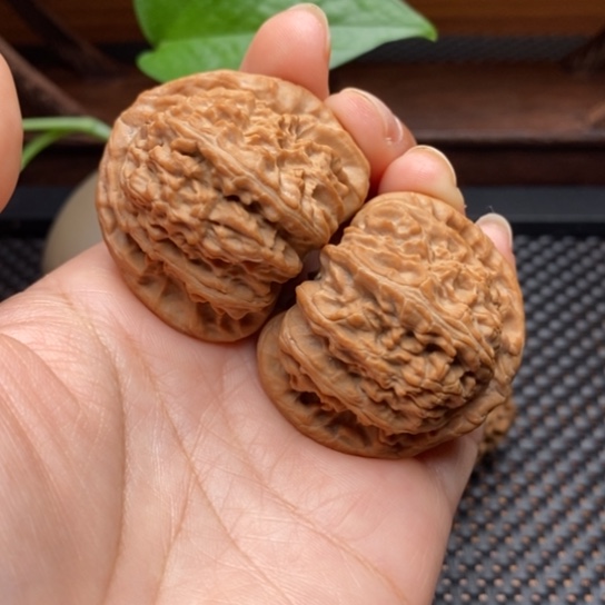 吊坠文玩核桃43全品三角白