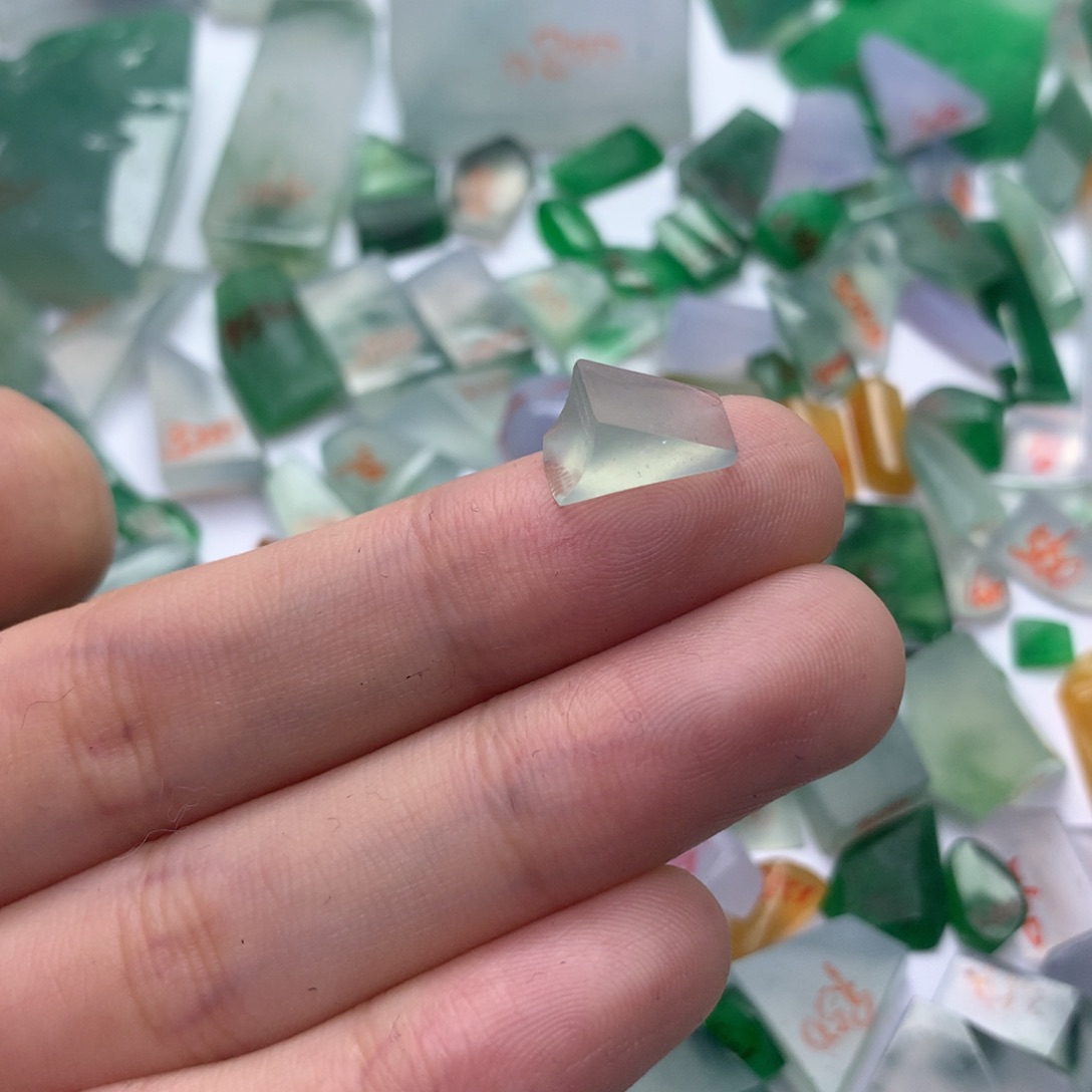 定制翡翠未镶嵌缅甸翡翠原石