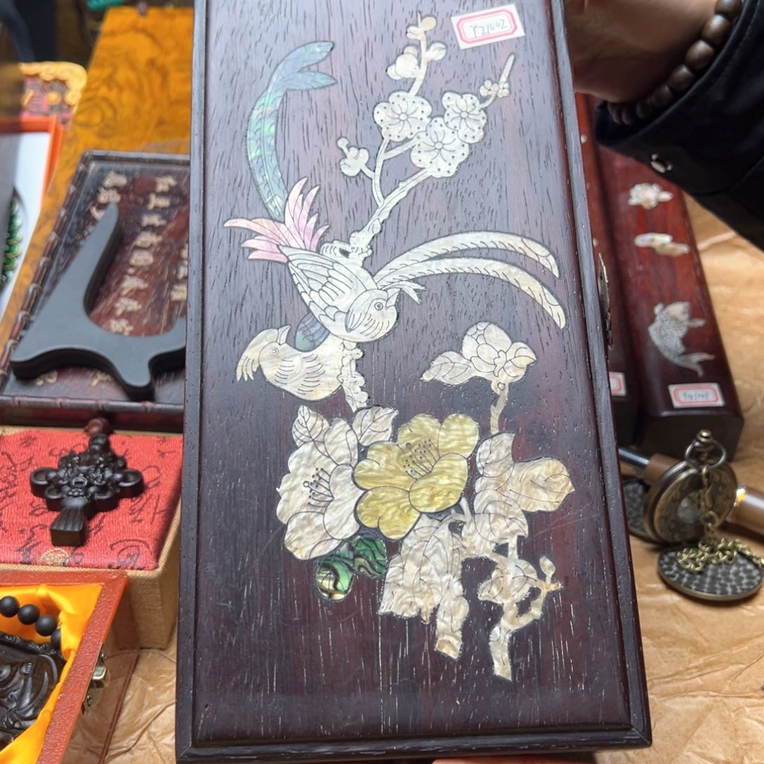 滴血莲花菩提吊坠