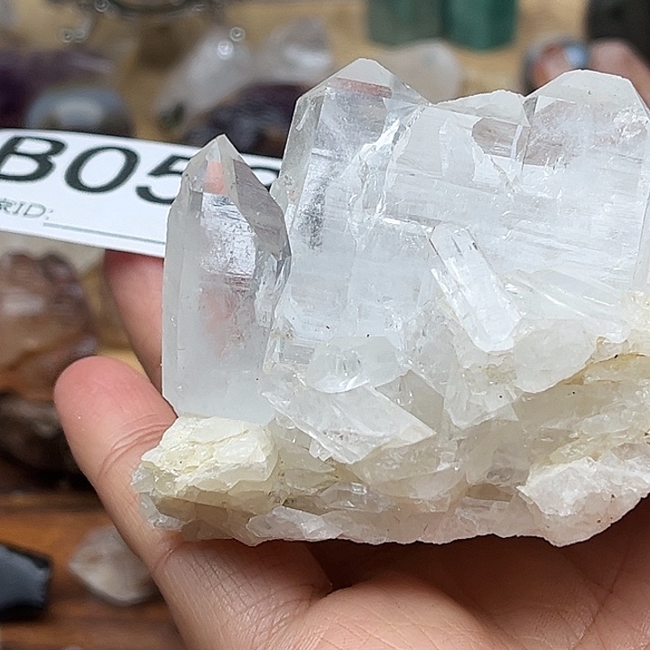 盈***盈珠宝半成品未镶嵌水晶