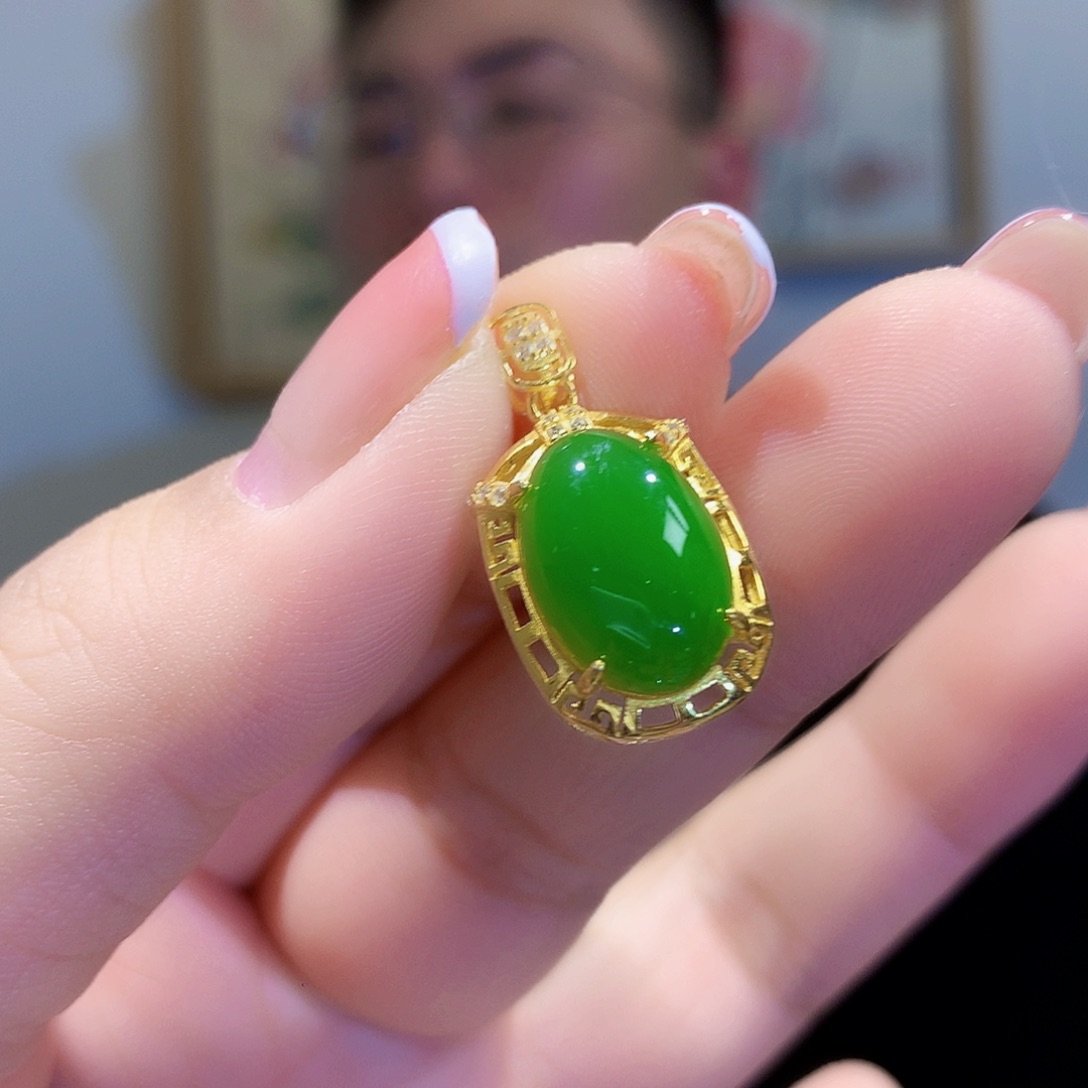 和田玉（碧玉）颈饰银S925镀金镶嵌